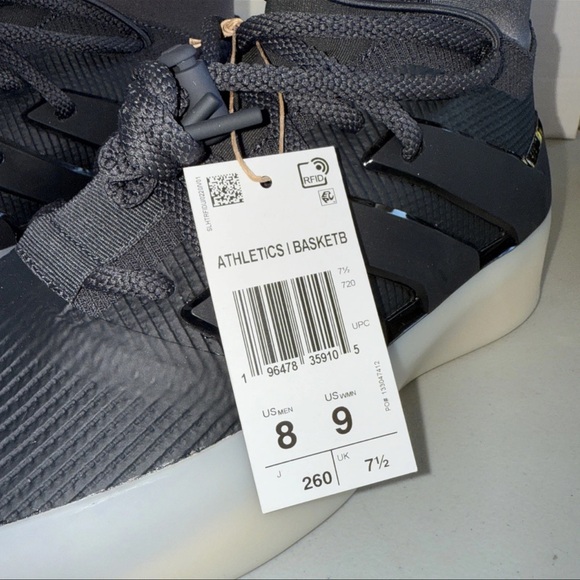 ADIDAS FEAR OF GOD Athletics Basketball Carbon Unisex Sneakers 8M, 9W